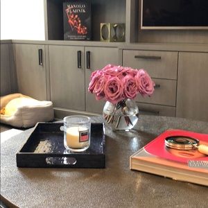 Meet your Posher, Lawrence